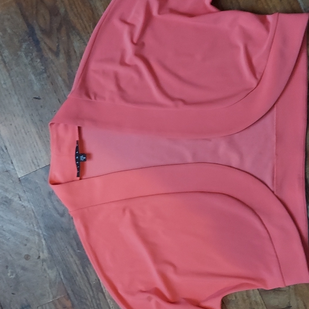 9 for $10 M&M Cropped cardigan - Picture 3 of 7